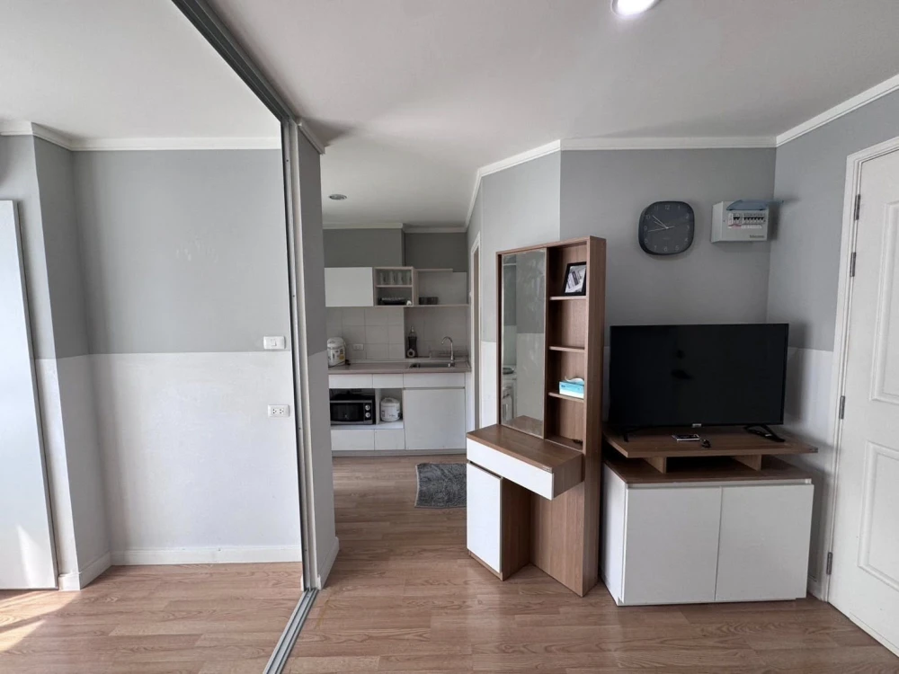 ขาย  Lumpini Ville Pattanakarn New Phetchaburi เฟอร์นิเจอร์และเครื่องใช้ไฟฟ้าครบ พร้อมเข้าอยู่ จองเลย