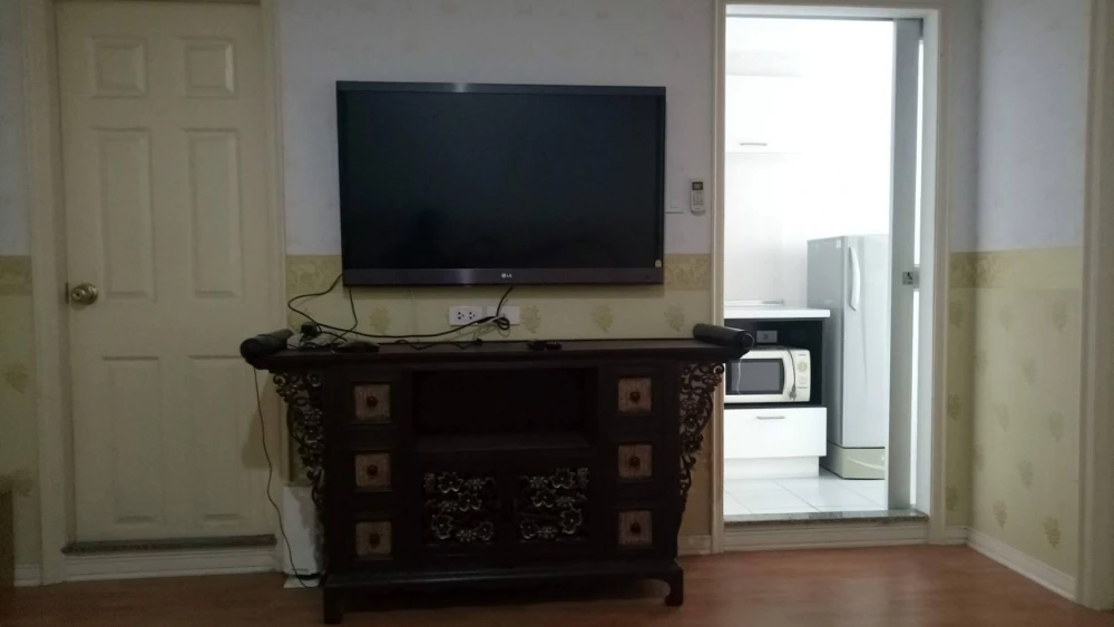 ขาย Lumpini ville Ramkhamhaeng 44 ห้องพร้อมอยู่ เฟอร์พร้อม จองเลย ห้องชั้นสูงลมดีอย่าพลาด++