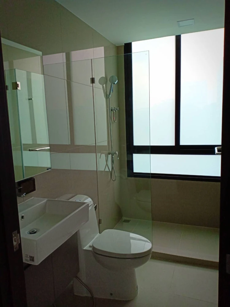 ขาย Lyss Ratchayothin ห้องน่าอยู่ ชั้น 4 มาพร้อมสิ่งอำนวยความสะดวกครบครัน ดีแบบนี้ห้ามพลาด