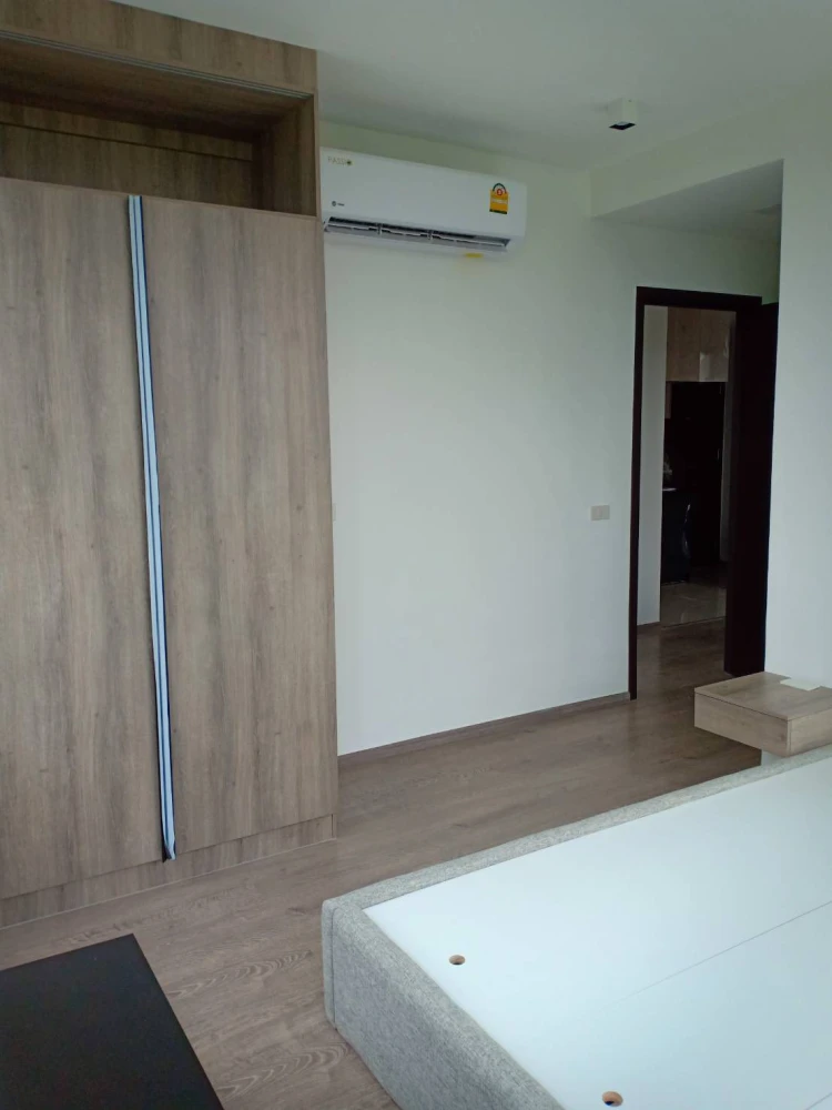 ขาย Lyss Ratchayothin ห้องน่าอยู่ ชั้น 4 มาพร้อมสิ่งอำนวยความสะดวกครบครัน ดีแบบนี้ห้ามพลาด