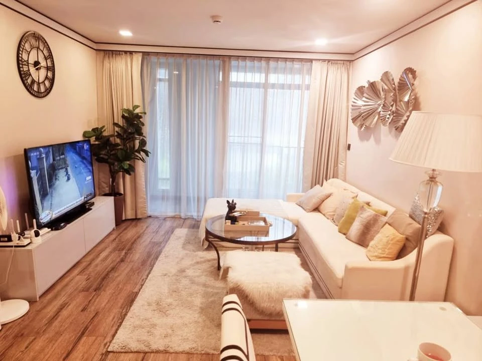 ขาย Maestro 01 Sathorn-Yenakat ห้องสวย กว้างขวางอยู่สบาย สิ่งอำนวยความสะดวกครบ หิ้วกระเป๋ามาใบเดียวอยู่ได้เลย