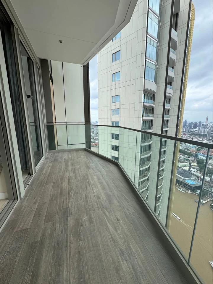 ขาย Magnolias Waterfront Residence ห้องช้นสูง ได้วิวแม่น้ำเจ้าพระยา เพดานสูง 3 ม. โปร่งโล่ง รีบจองเลย
