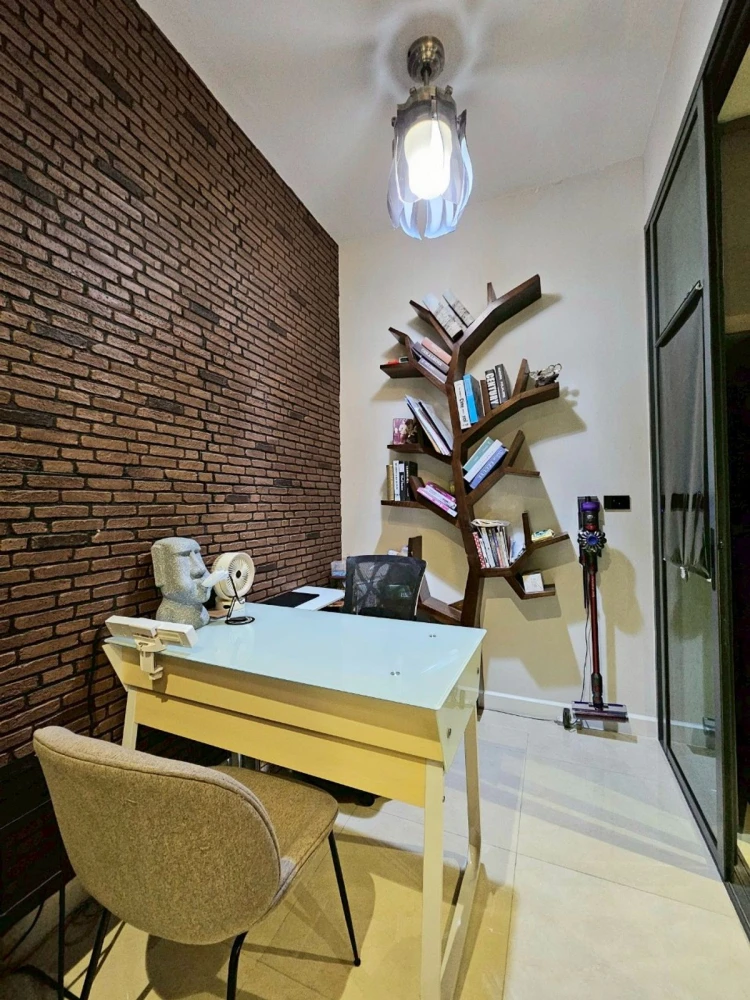 ขาย Mayfair Place Sukhumvit 50 1 ห้องนอน 1 ห้องน้ำ ตกแต่งคุมโทน ติดวอลเปเปอร์อย่างดี รีบจองเลยตอนนี้