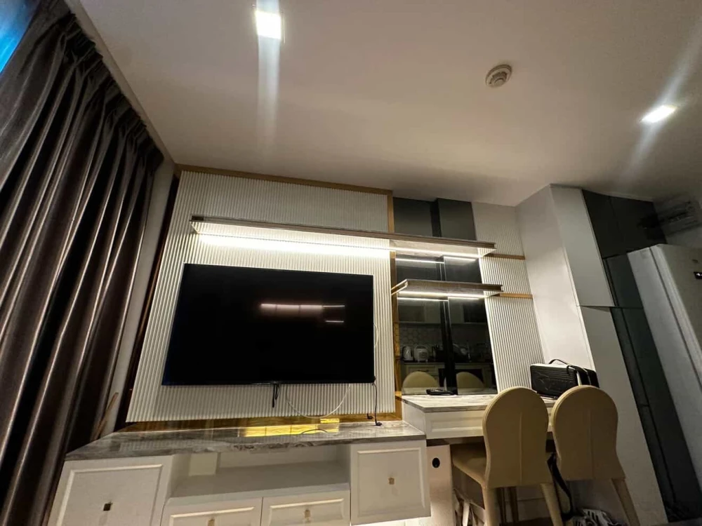 ขาย Metro Luxe Ratchada ห้องแต่งสวยคุมโทน บิ้วอินเฟอร์นิเจอร์อย่างดี ห้ามพลาด