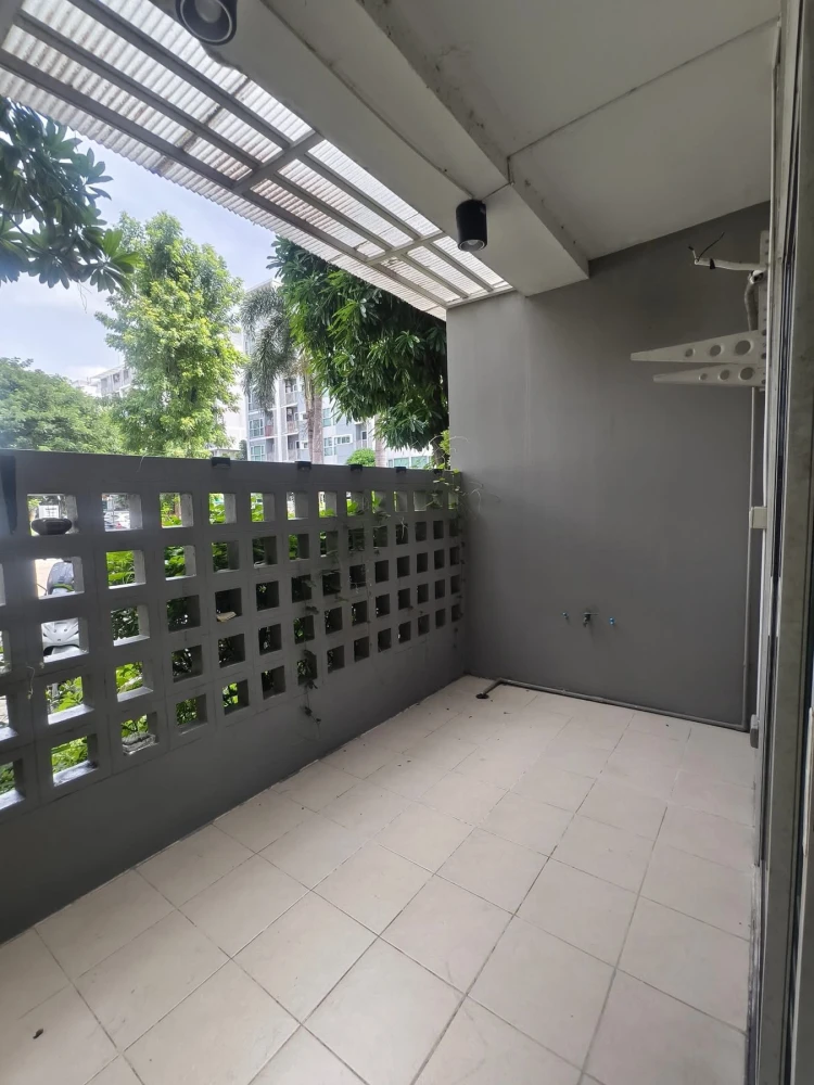 ขาย Metro Park Sathorn ชั้น 1 ห้องเปล่า ระเบียงกว้าง มีต้นไม้หลังห้อง ร่มรื่นสุดๆ คนชอบแต่งห้องห้ามพลาด