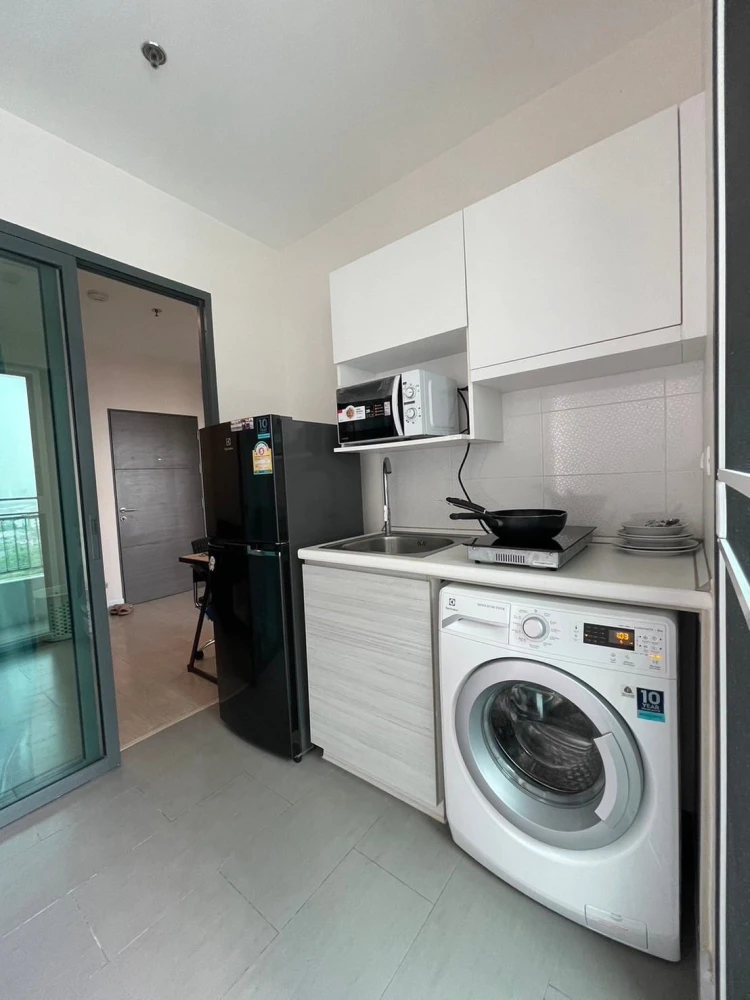 ขาย Metro Sky Prachachuen 1 ห้องนอน 1 ห้องน้ำ ทำเลดี เดินทางสะดวก วิวสระว่ายน้ำ จองด่วน