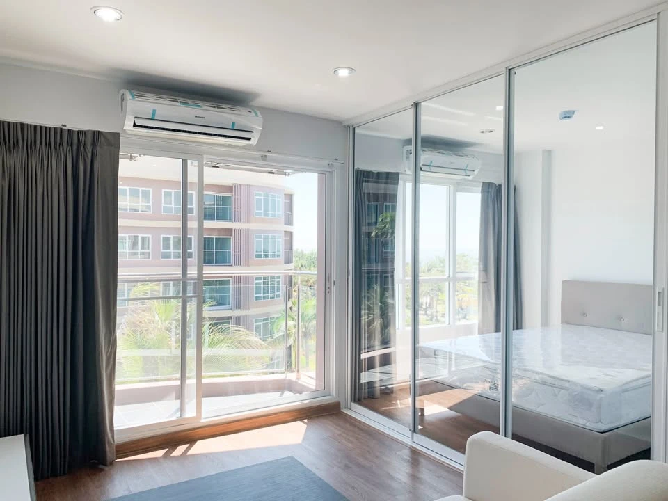 ขาย Miami Bangpu ห้องกว้างอยู่สบาย เฟอร์พร้อม หิ้วกระเป๋าใบเดียวมาได้เลย