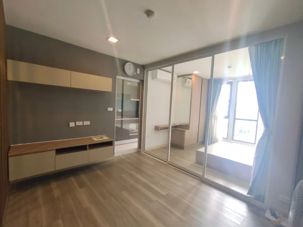 ขาย Moniiq Sukhumvit 64 ห้องชั้น 5 บิวท์อินเฟอร์นิเจอร์อย่างดี พลาดแล้วจะเสียใจ