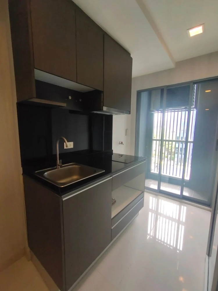 ขาย Moniiq Sukhumvit 64 ห้องชั้น 5 บิวท์อินเฟอร์นิเจอร์อย่างดี พลาดแล้วจะเสียใจ