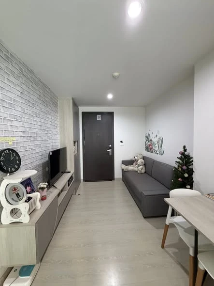 ขาย Niche id Sukhumvit 113 1 ห้องนอน 1 ห้องน้ำ เฟอร์และสิ่งอำนวยความสะดวกครบครัน หิ้วกระเป๋าเข้าอยู่ได้เลยจ้า