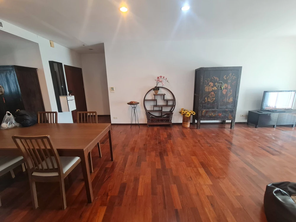 ขาย Noble Ora ชั้น 12 มาพร้อมเฟอร์และเครื่องใช้ไฟฟ้าที่ครบครัน ซื้อเลย ด่วนๆ