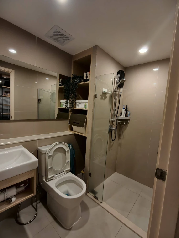 ขาย Nue connex condo donmuang  ตึก E ชั้น 1 ติดสระว่ายน้ำ ห้องพร้อมอยู่ มีเครื่องใช้ไฟฟ้าครบ