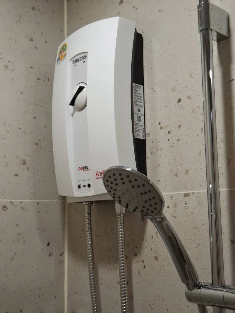 ขาย Nue Core Khu Khot Station 1 ห้องนอน มาพร้อมเฟอร์นิเจอร์ครบครัน มัวแต่มองไม่จองไหวหรอ