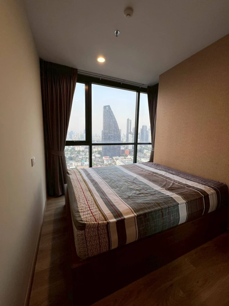 ขาย OKA Haus แบบ 1 Bed Plus ห้องมุมทิศเหนือ รับลมดี ไม่ร้อนสะสม ได้วิวสวยแบบไม่มีตึกบังในย่านทำเลทอง