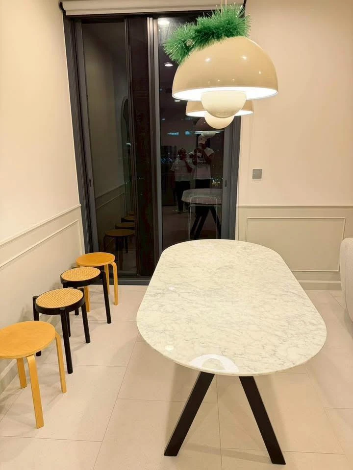 ขาย Oka Haus Sukhumvit 36 1 ห้องนอน 1 ห้องน้ำ ห้องกว้างพื้นที่ใช้สอยเยอะ เฟอร์ครบครัน จองเลย