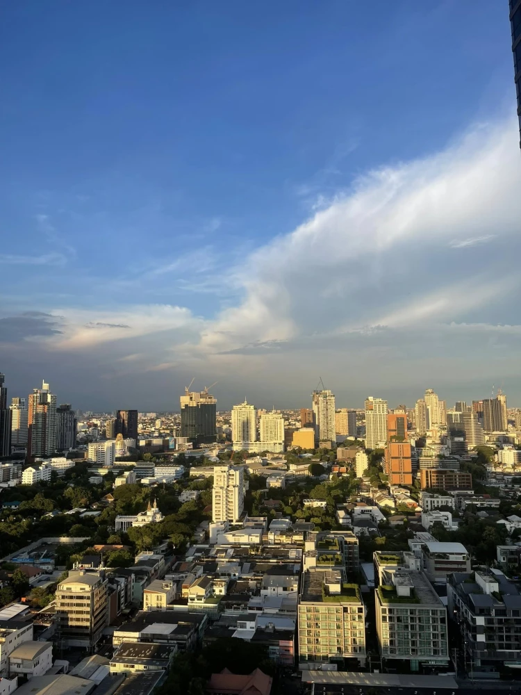 ขาย Oka Haus Sukhumvit 36 1 ห้องนอน 1 ห้องน้ำ เฟอร์นิเจอร์ครบครัน พื้นที่ใช้สอยเยอะ ดีแบบนี้ห้ามพลาด