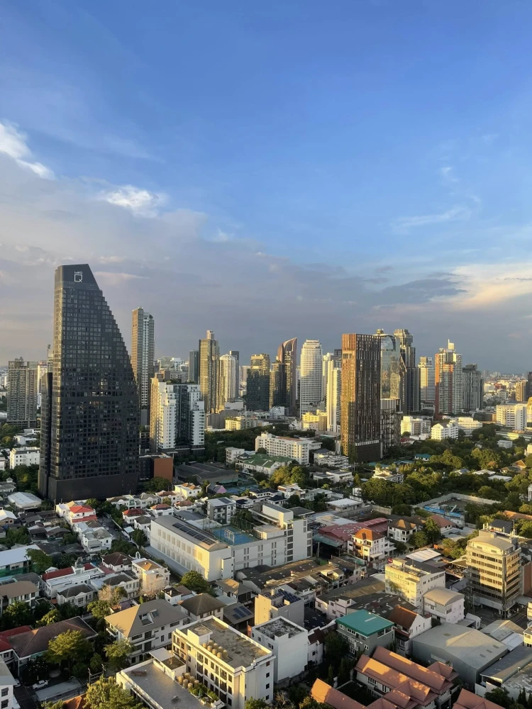 ขาย Oka Haus Sukhumvit 36 1 ห้องนอน 1 ห้องน้ำ เฟอร์นิเจอร์ครบครัน พื้นที่ใช้สอยเยอะ ดีแบบนี้ห้ามพลาด