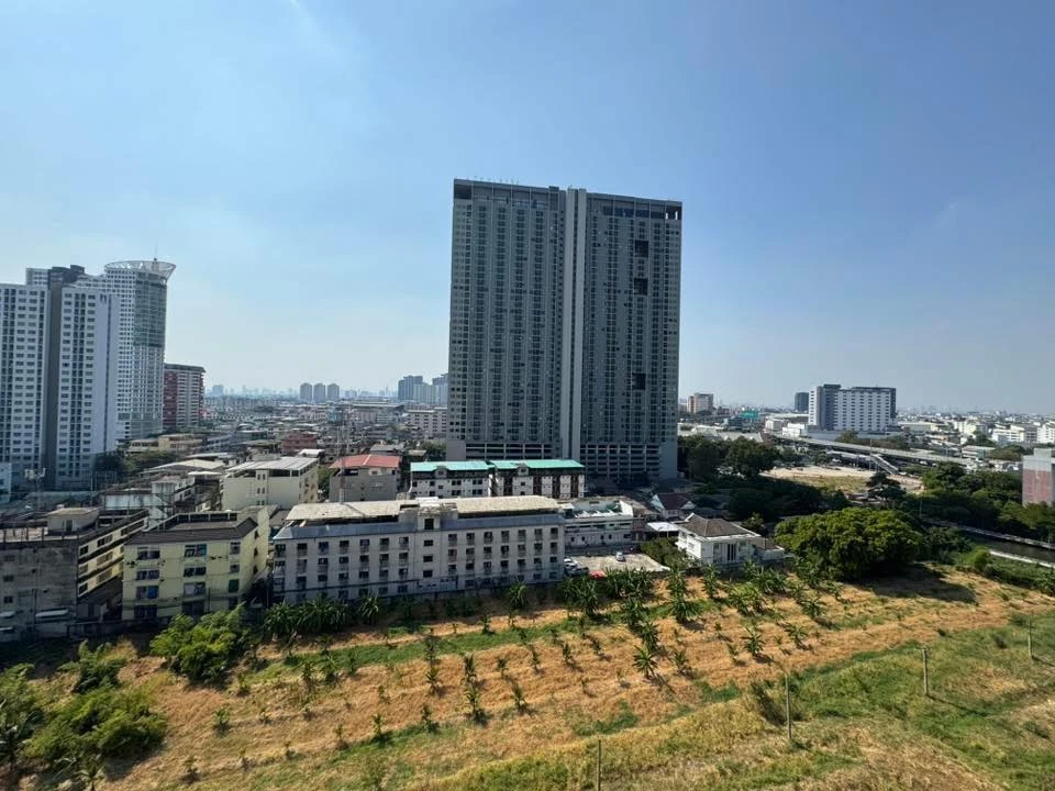 ขาย Origin plug & Play รามคำแหง ทริปเปิ้ล สเตชั่น ห้อง Duplex 2 ชั้น พร้อมเฟอร์นิเจอร์บิ้วอินหลายรายการ รีบจองเลย