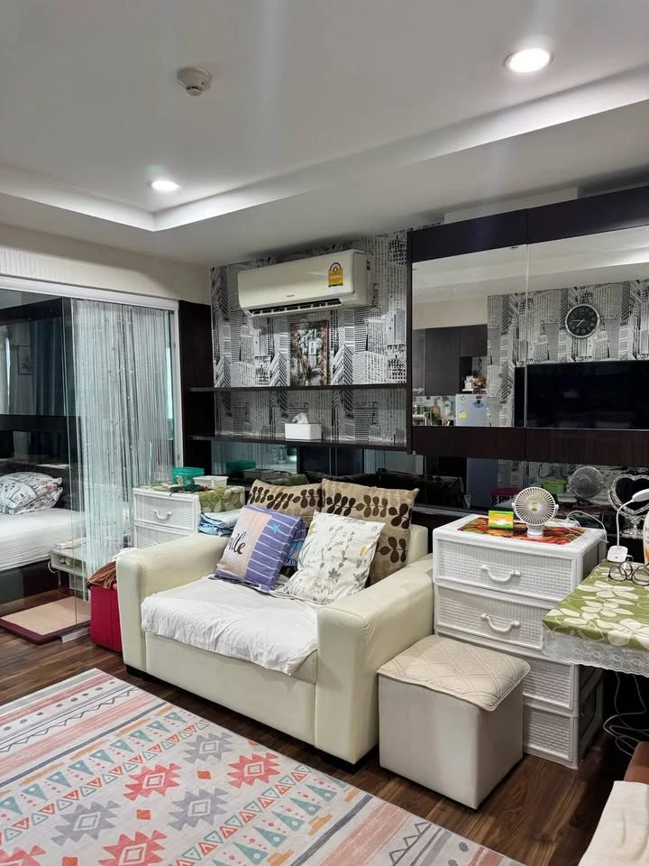 ขาย PARC EXO เกษตร-นวมินทร์ ติดวอลเปเปอร์เริ่ด เฟอร์นิเจอร์ครบ พร้อมเข้าอยู่