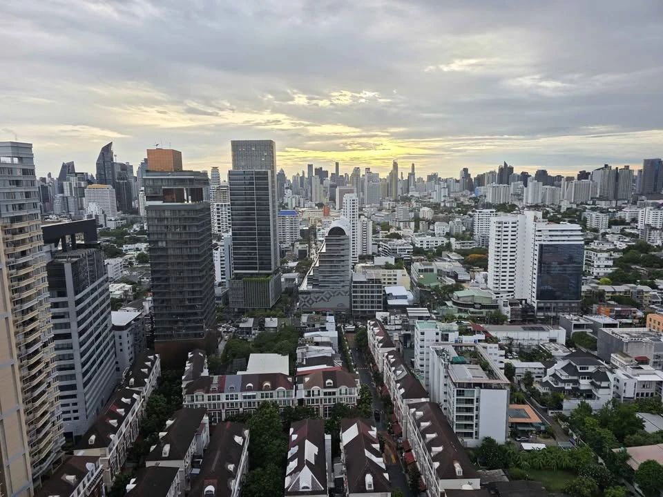 ขาย Park Origin Thonglor ชั้น 30 วิวเมืองสุดปังราคาดีมาก ได้ห้องหน้ากว้าง เพดานสูงโปร่ง โล่งสบายเหมือนอยู่บ้าน