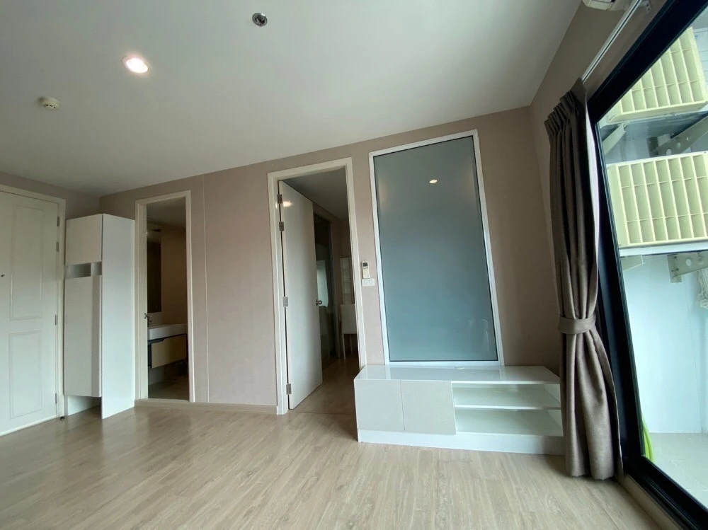 ขาย Parkland เพชรเกษม - ท่าพระ แบบ สองห้องนอน สองห้องน้ำ ตกแต่งครบครัน รีบจองเลย