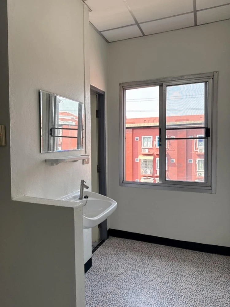 ขาย Pattanakarn Life Complex ชั้น 10 ราคาดี น่าอยู่ สนใจเป็นเจ้าของ รีบจองเลย