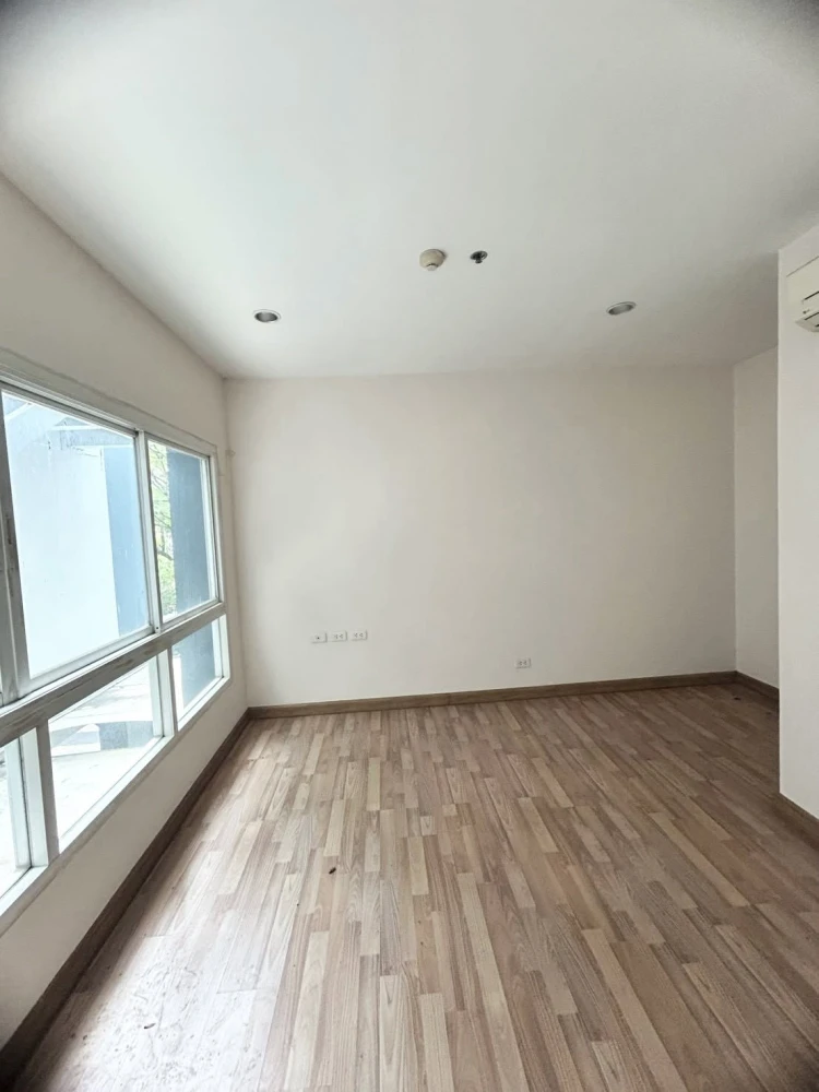 ขาย PG RAMA 9 Condominium ห้องเปล่า สะอาด โปร่งโล่ง สามารถแต่งห้องได้ตามใจชอบ คนชอบแต่งห้องห้ามพลาด
