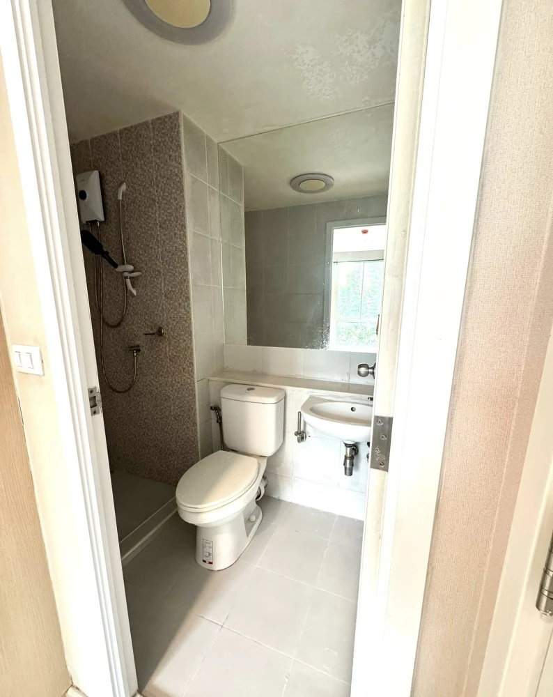 ขาย Plum Condo Chokchai 4 ห้องพร้อมเฟอร์ ชั้นไม่สูง เข้าออกสบาย จองเลย