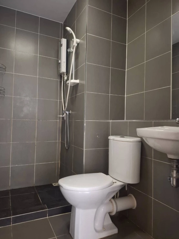 ขาย Plum Condo Laemchabang 1 ห้องนอน 1 ห้องน้ำ เฟอร์ครบครัน วิวสระว่ายน้ำ เดินทางสะดวก จองด่วน