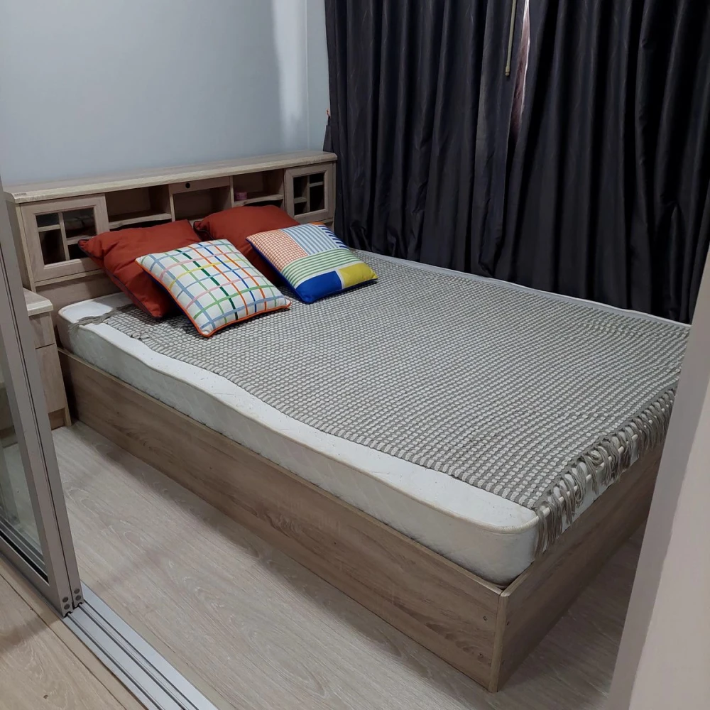 Plum Condo Park Rangsit for sale, 8th floor, partitioned unit, fully furnished. Book now!