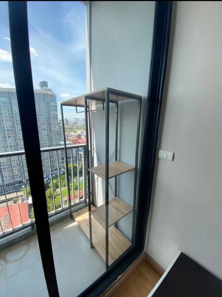 ขาย Q House Sukhumvit 79 1 ห้องนอน 1 ห้องน้ำ มาพร้อมเฟอร์ครบครัน ติดวอลเปเปอร์อย่างดี จองด่วน