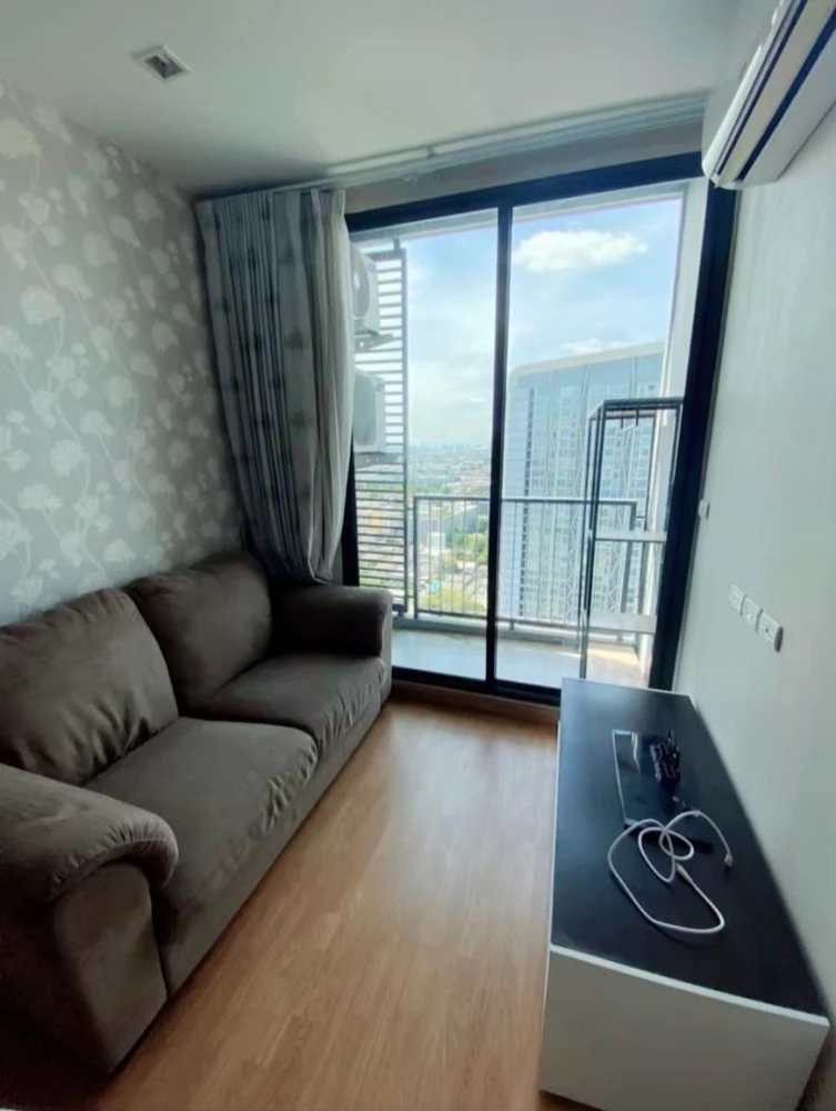 ขาย Q House Sukhumvit 79 1 ห้องนอน 1 ห้องน้ำ มาพร้อมเฟอร์ครบครัน ติดวอลเปเปอร์อย่างดี จองด่วน