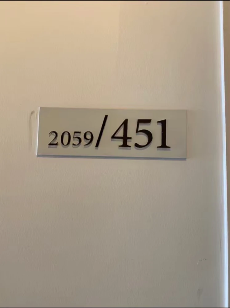 ขาย Q House Sukhumvit 79 1 ห้องนอน 1 ห้องน้ำ มาพร้อมเฟอร์ครบครัน ติดวอลเปเปอร์อย่างดี จองด่วน