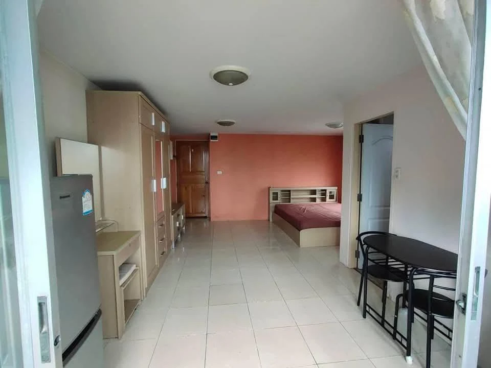 ขาย Ratchada City 18 1 ห้องนอน 1 ห้องน้ำ พื้นที่ใช้สอยเยอะ ทำเลดี เฟอร์ครบ ดีแบบนี้ห้ามพลาด