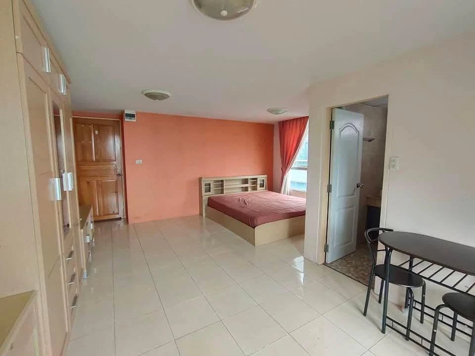 ขาย Ratchada City 18 1 ห้องนอน 1 ห้องน้ำ พื้นที่ใช้สอยเยอะ ทำเลดี เฟอร์ครบ ดีแบบนี้ห้ามพลาด