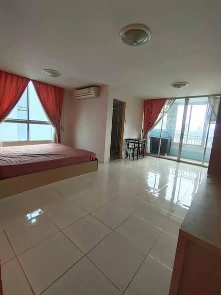 ขาย Ratchada City 18 1 ห้องนอน 1 ห้องน้ำ พื้นที่ใช้สอยเยอะ ทำเลดี เฟอร์ครบ ดีแบบนี้ห้ามพลาด