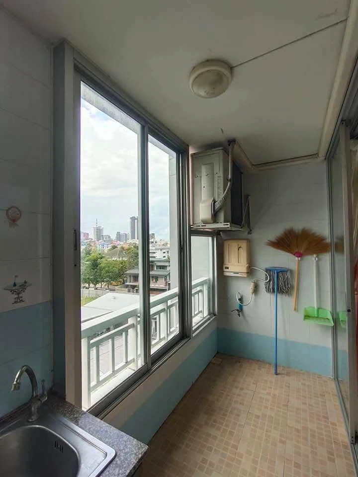 ขาย Ratchada City 18 1 ห้องนอน 1 ห้องน้ำ พื้นที่ใช้สอยเยอะ ทำเลดี เฟอร์ครบ ดีแบบนี้ห้ามพลาด