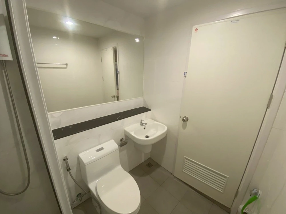 ขาย REACH Phahonlyothin 52 1 ห้องนอน 1 ห้องน้ำ บิ้วอินเฟอร์นิเจอร์อย่างดี เฟอร์ครบครัน ห้ามพลาด