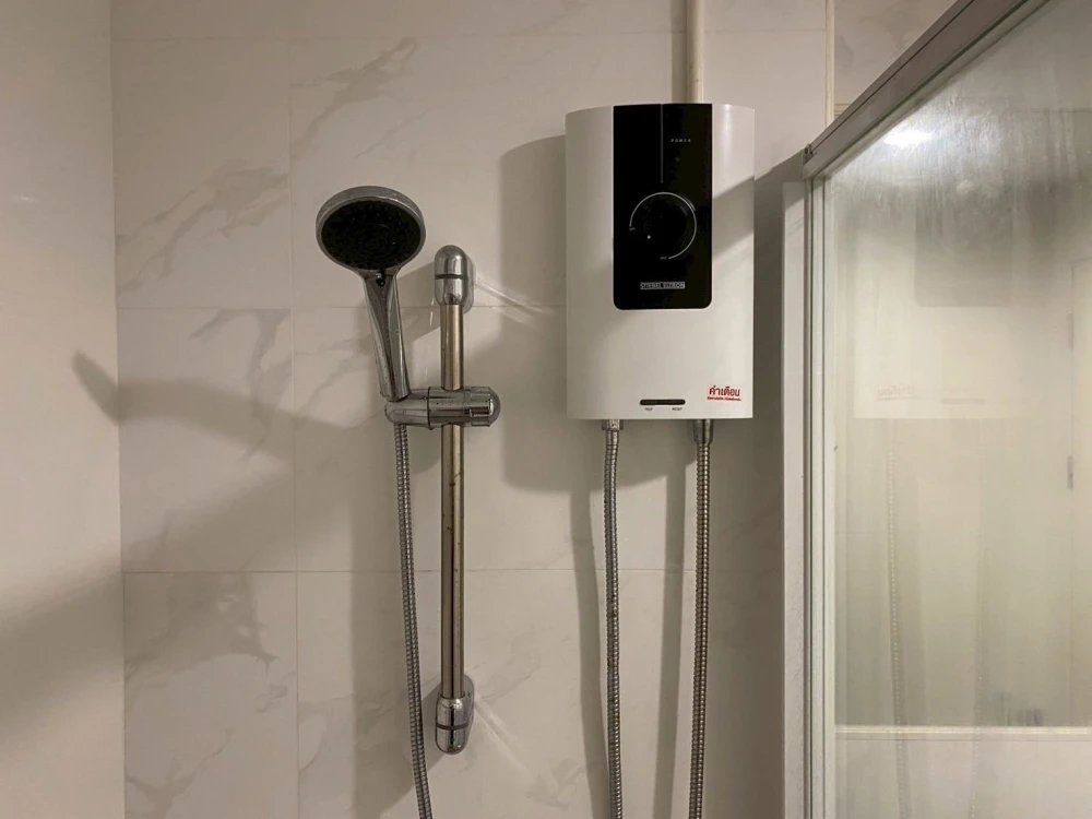 ขาย REACH Phahonlyothin 52 1 ห้องนอน 1 ห้องน้ำ บิ้วอินเฟอร์นิเจอร์อย่างดี เฟอร์ครบครัน ห้ามพลาด