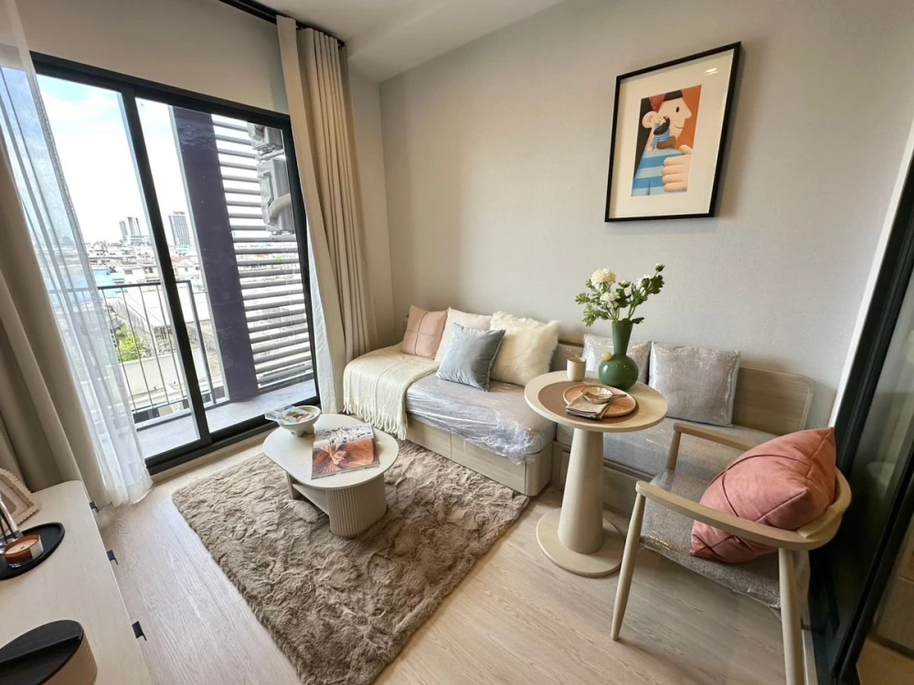 ขาย Reference Sathorn - Wongwianyai ชั้น 5 ห้องสวย มาพร้อมการตกแต่งที่ครบครัน จองเลย