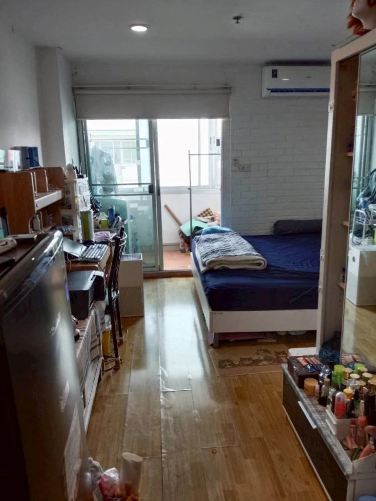 ขาย Regent Home 1 Phaholyothin 67 ห้องชั้น 8 มาพร้อมเฟอร์นิเจอร์ครบครัน พลาดแล้วจะเสียใจ