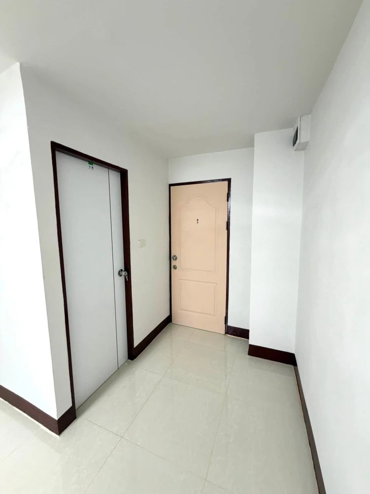 ขาย Regent Home 1 Phaholyothin 67 ห้องชั้น 8 ในทำเลดี เดินทางสะดวก จองเลยจ้า