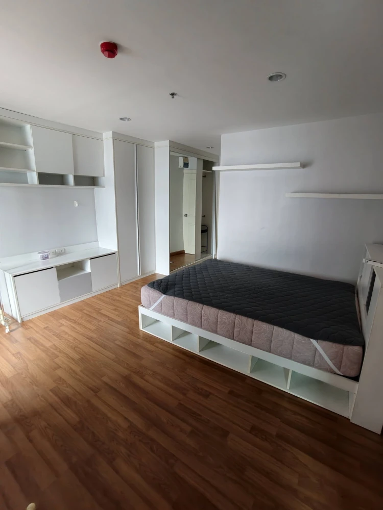 ขาย Regent home 18 แจ้งวัฒนะ-หลักสี่ ชั้น 12 ตึก F ห้องคู่ พื้นที่ใช้สอยเยอะมากๆ อยู่สบายไม่อึดอัด รีบจองเลย