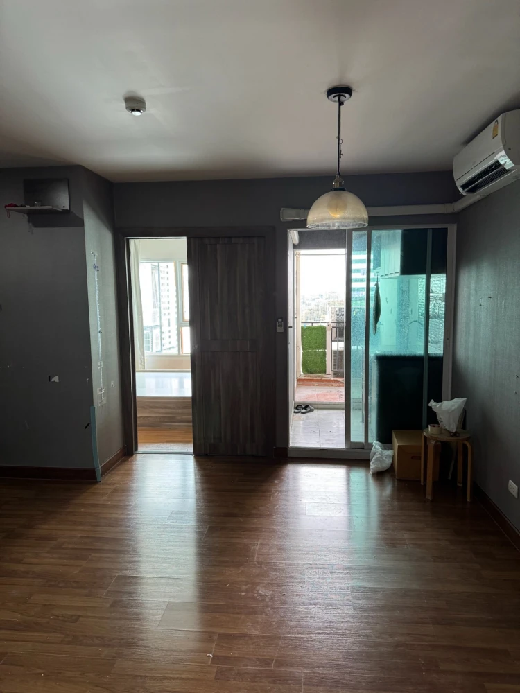 ขาย Regent Home 25 Tiwanon 1 ห้องนอน 1 ห้องน้ำ พื้นที่ใช้สอยเยอะ มาพร้อมเฟอร์บิ้วอิน จองเลย