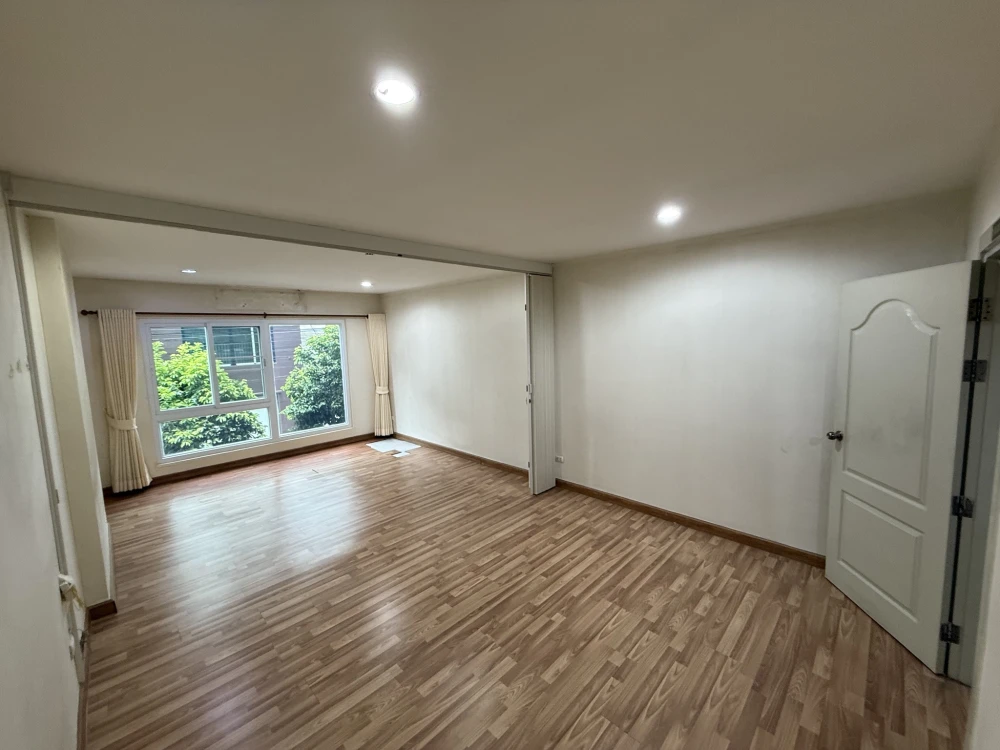 ขาย Regent Home 9 Sukhumvit 64 1 ห้องนอน 1 ห้องน้ำ พื้นที่ใช้สอยเยอะ ทำเลดี เดินทางสะดวก ห้ามพลาด