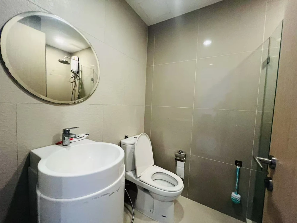 ขาย  RHYTHM Asoke 2 ห้องชั้นสูงน่าอยู่ เฟอร์พร้อม เครื่องใช้ไฟฟ้าครบ จองเลย+++