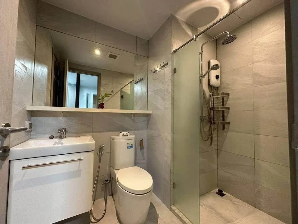 ขาย Rhythm Ekkamai ชั้น 8 วิวสวย โปร่ง โล่ง สนใจเป็นเจ้าของ รีบจองเลย ด่วนๆ