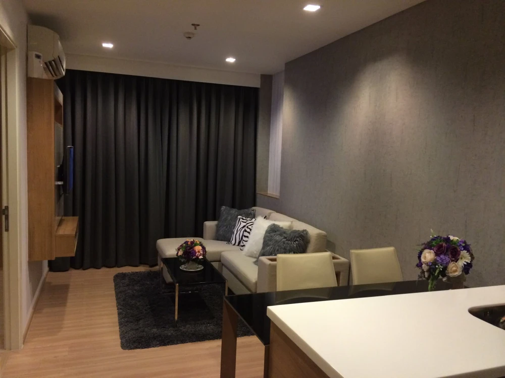 ขาย Rhythm Phahon-Ari 1 ห้องนอน 1 ห้องน้ำ มาพร้อมเฟอร์ครบครัน เห็นวิวเมืองสวย ห้ามพลาด