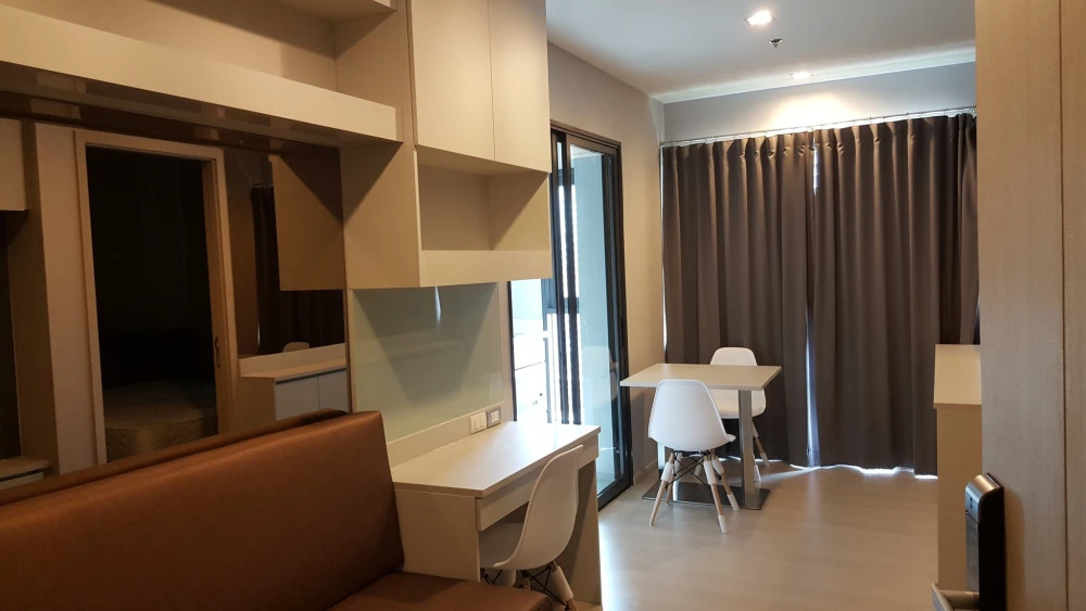 ขาย Rhythm Sukhumvit 36-38 1 ห้องนอน 1 ห้องน้ำ มาพร้อมเฟอร์ครบครัน มองเห็นวิวเมืองสวย ห้ามพลาด