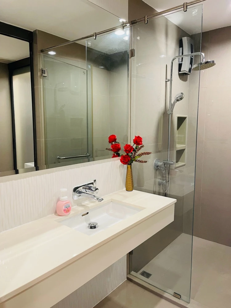 ขาย Rhythm Sukhumvit 42 ชั้น 17 ห้องสวย ตกแต่งครบครัน จองเลย ห้ามพลาด